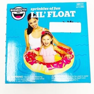 NEW Pink Doughnut Donut Pool Float Pool Toy